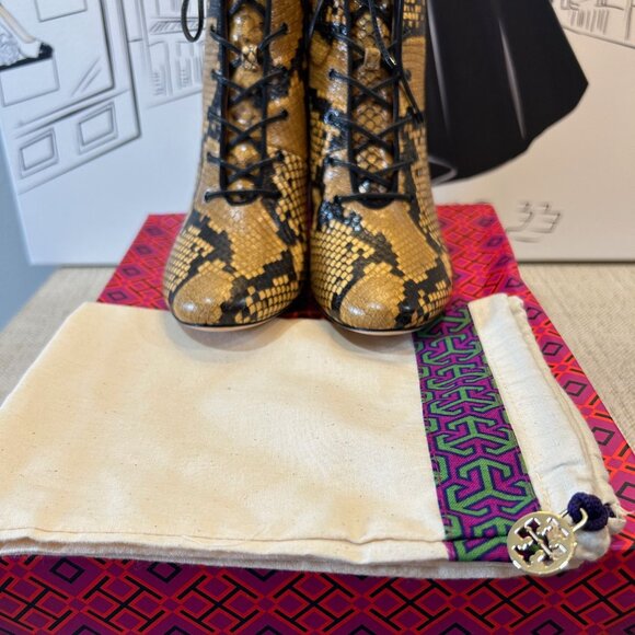 Tory Burch Vienna 70mm Stamp Snake Printed Leather/ Grosgrain Bootie NIB - Picture 9 of 10